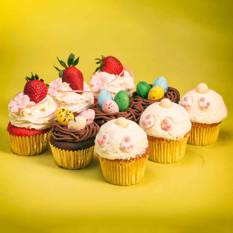 9 Cupcakes